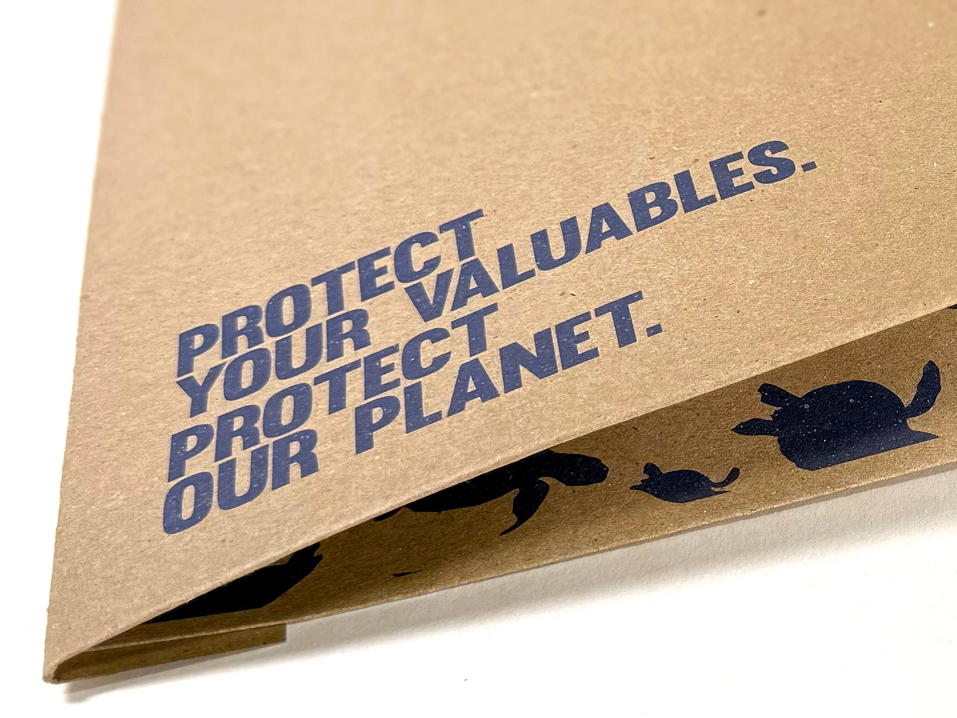 PacSafe sustainable mailer
